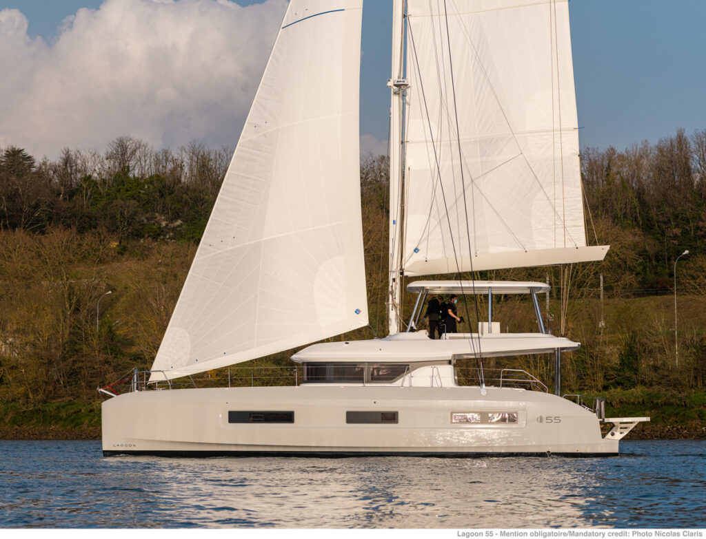 Lagoon 55