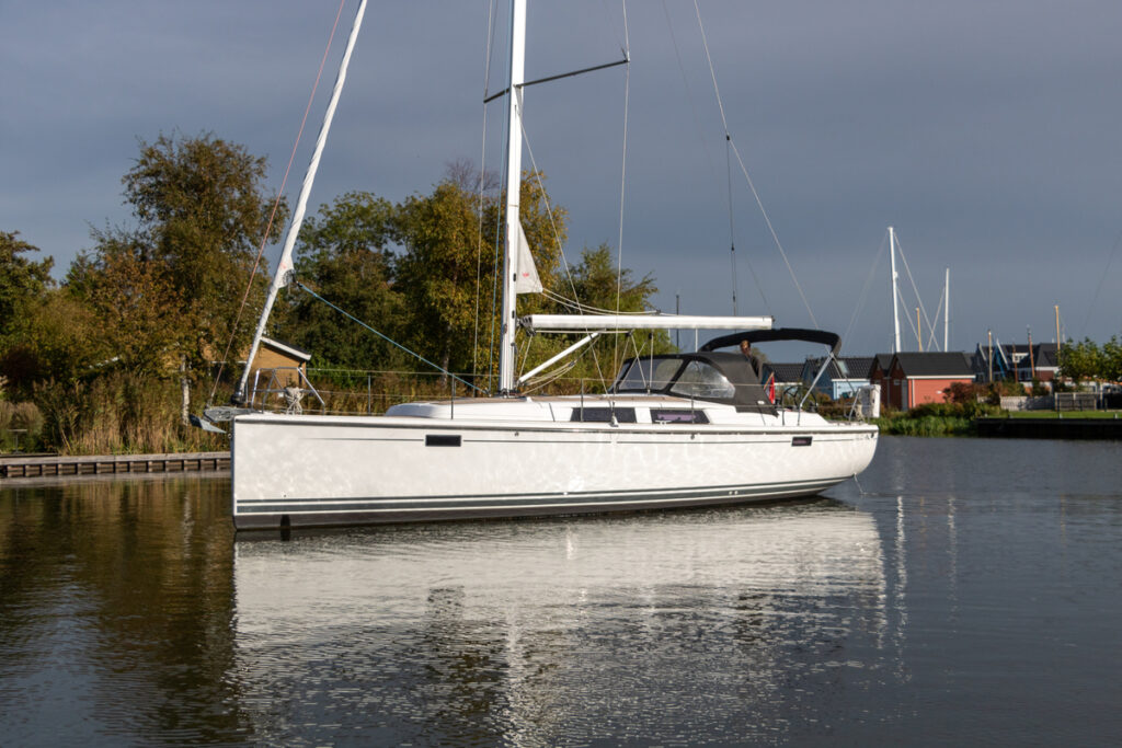 Hanse 385